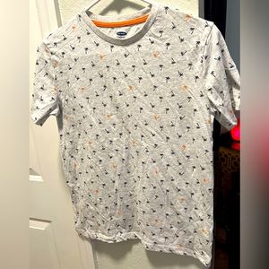Old Navy tee shirt with palm tree print